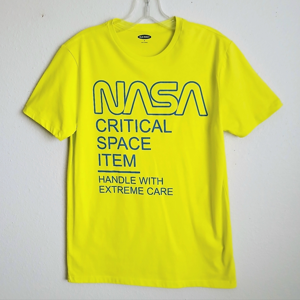NWT Old Navy Size S NASA Graphic Tee - Neon Yellow Men’s T-Shirt